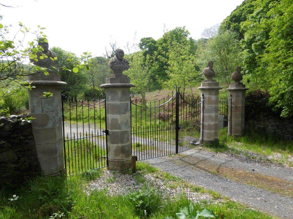 Kean's Cottage Entrance Gates